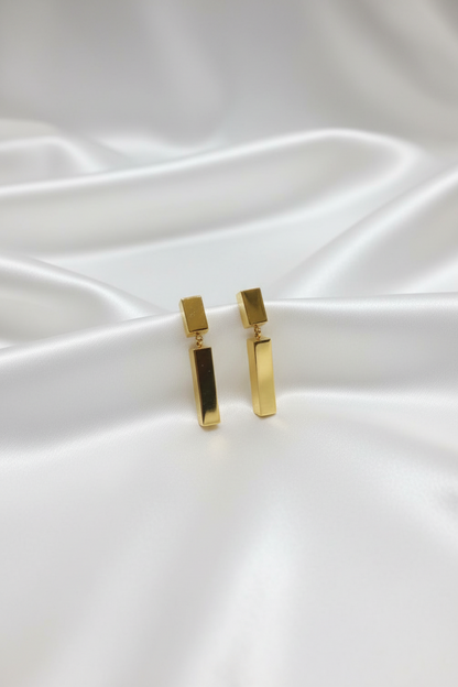 Geometric Link Hoop Earring
