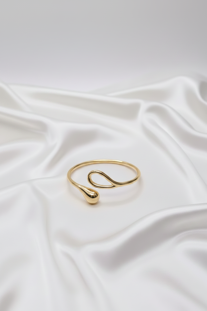 Sculpted Teardrop Bracelet