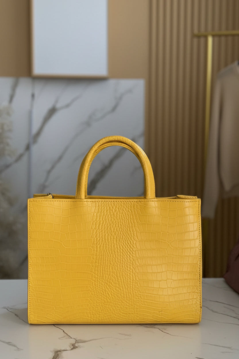 Franny Tote Structured Bags