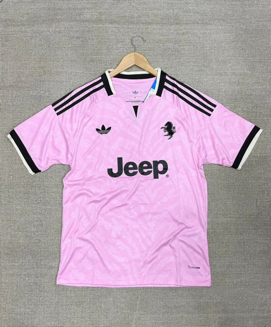 Juventus 26-27 AwayKit