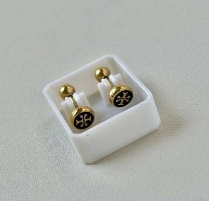 Stud earring